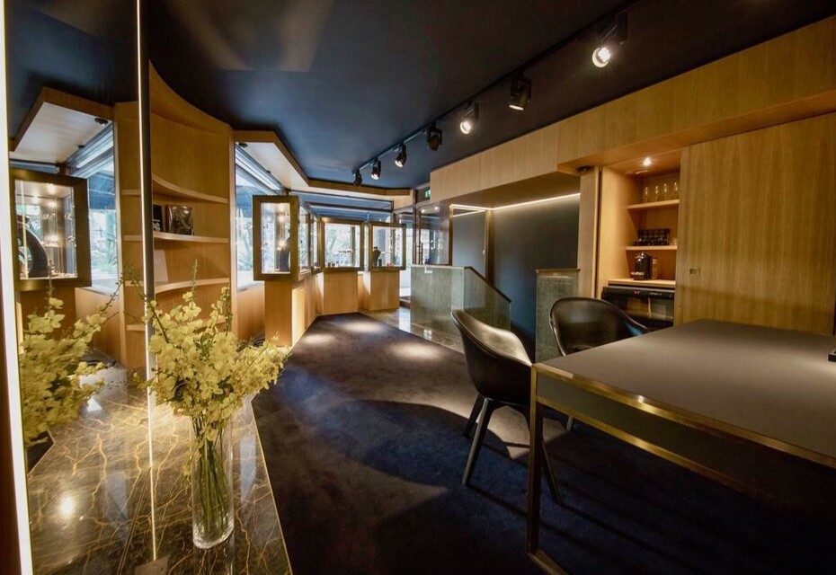 Commercial lease - Montaigne